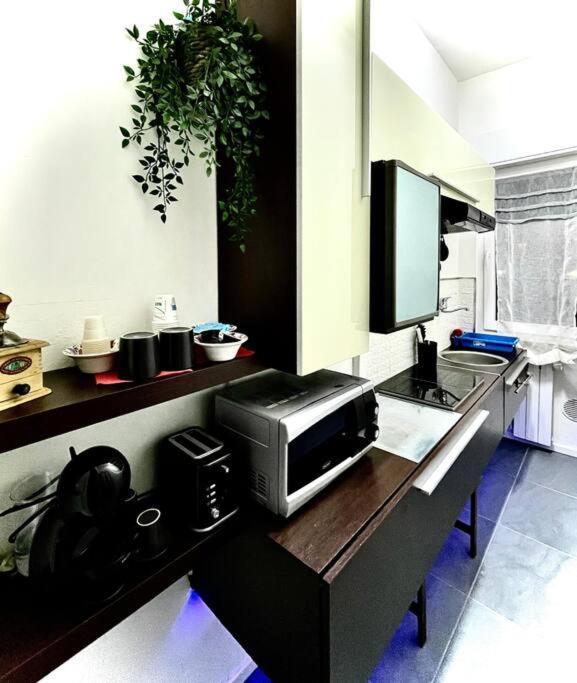 Tiffany'S House B&B Milano Esterno foto